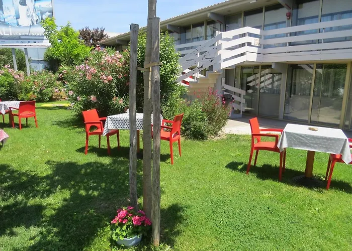 Hotel Kyriad Cap Sud