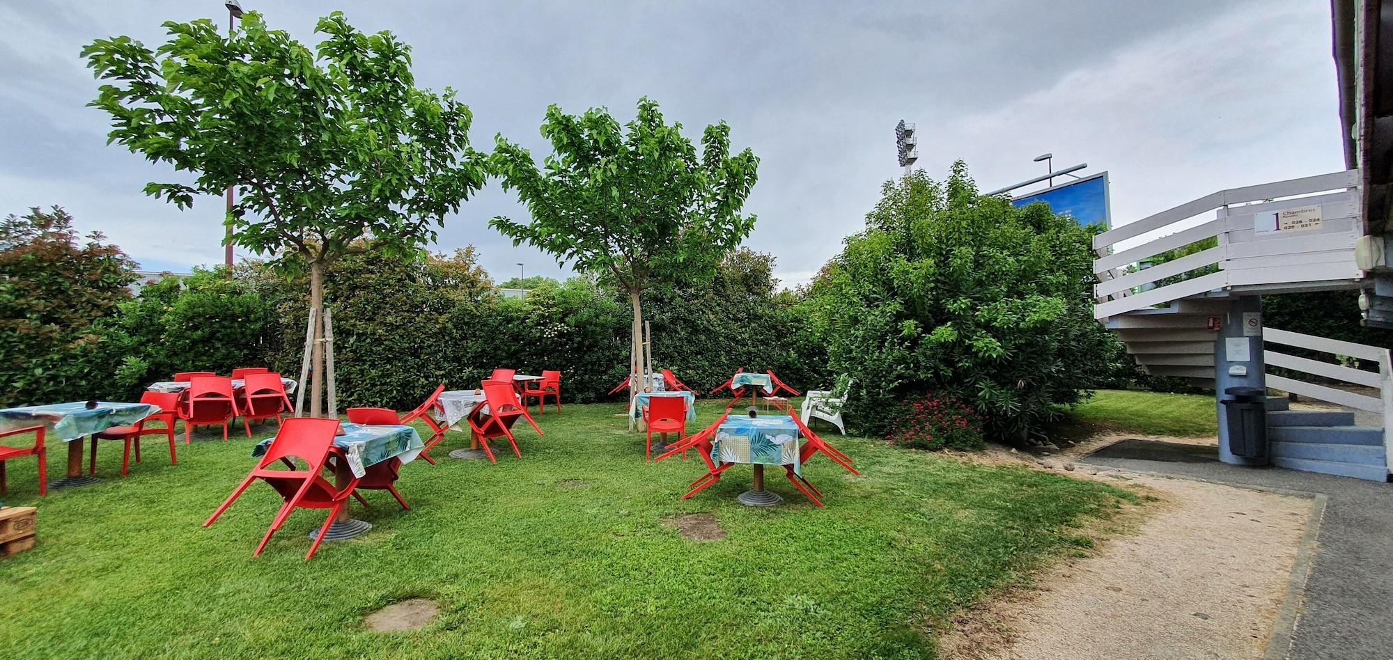 Kyriad Cap Sud 3* Avignon